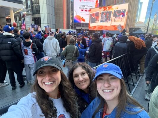 mother and her daughters