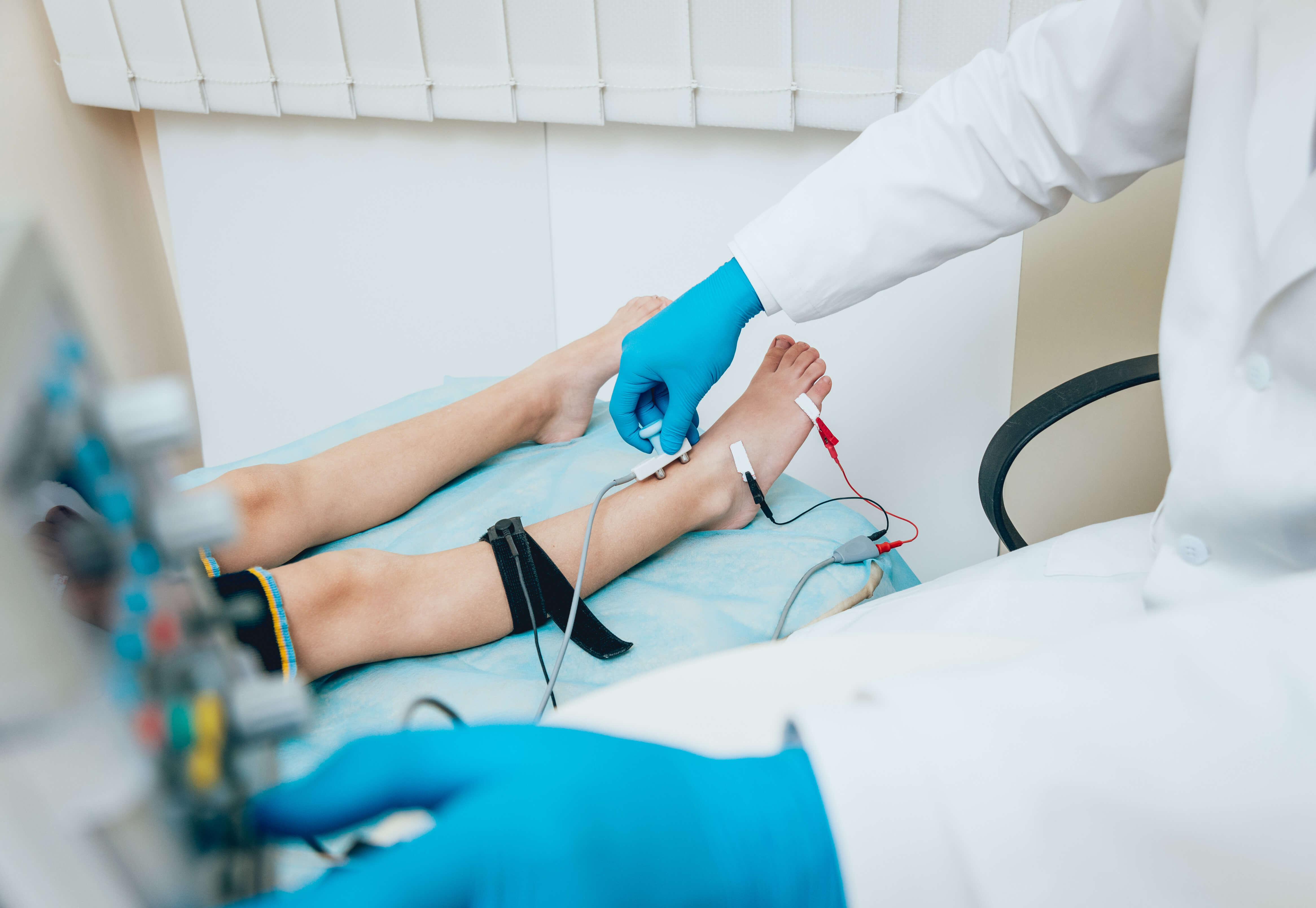 leg getting examined